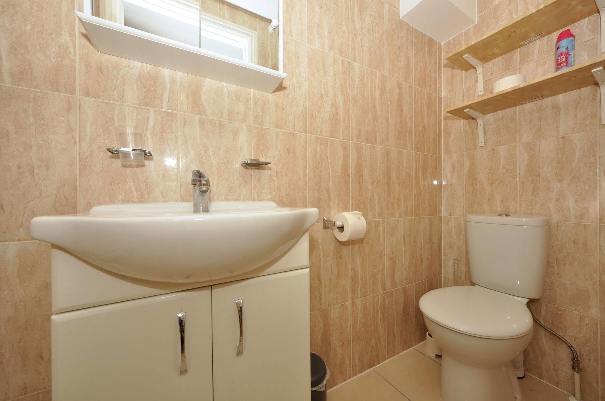 W14 Apartments Лондон Екстер'єр фото