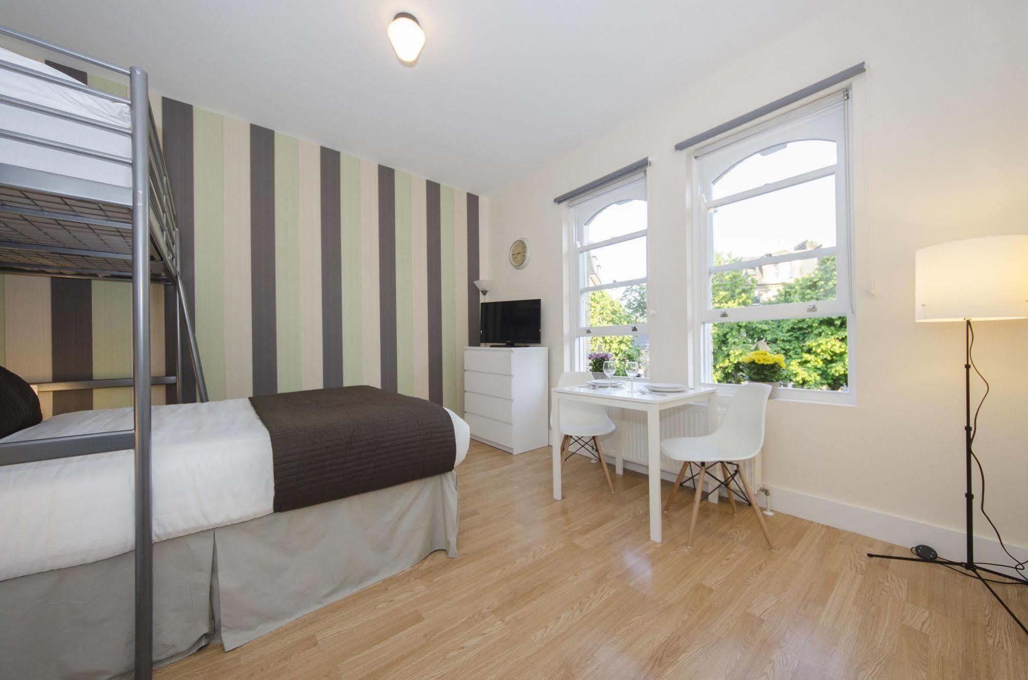 W14 Apartments Лондон Екстер'єр фото