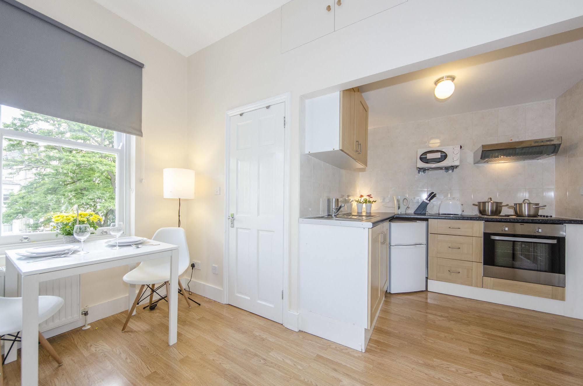 W14 Apartments Лондон Екстер'єр фото