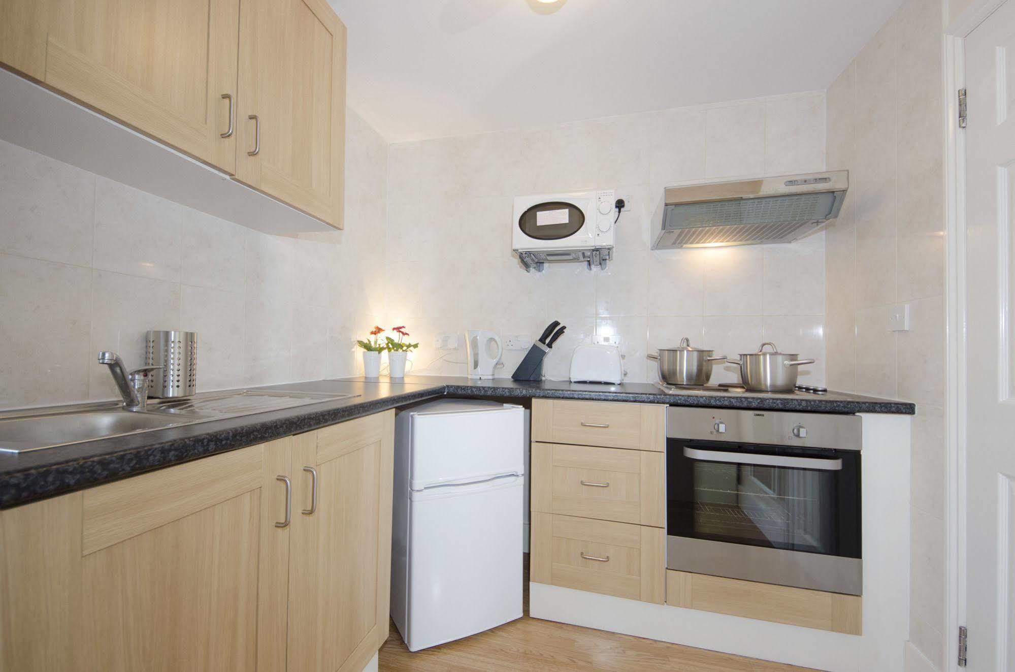 W14 Apartments Лондон Екстер'єр фото