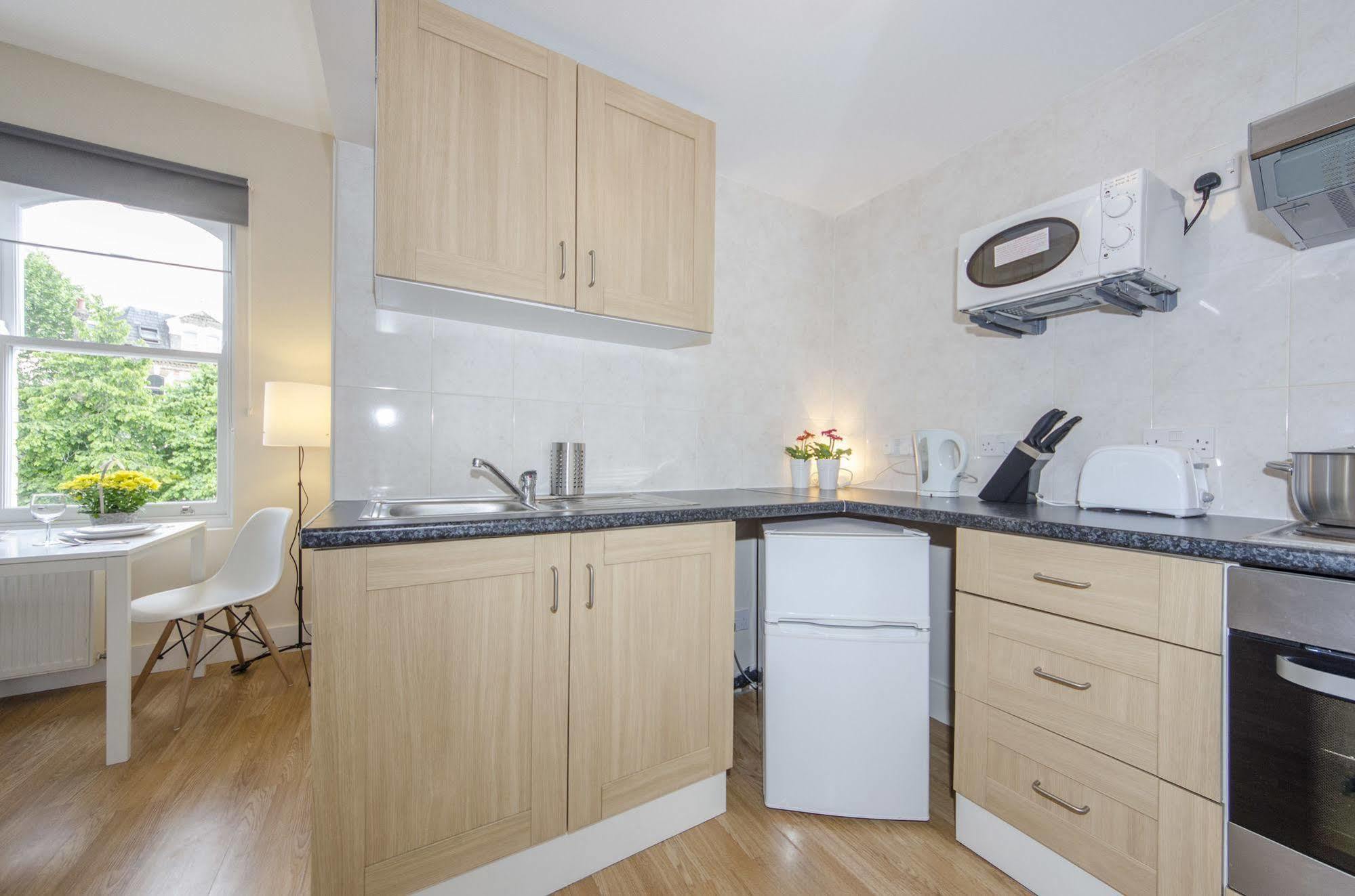 W14 Apartments Лондон Екстер'єр фото