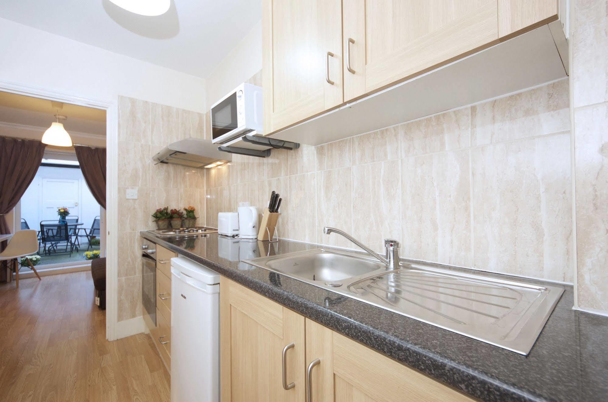 W14 Apartments Лондон Екстер'єр фото