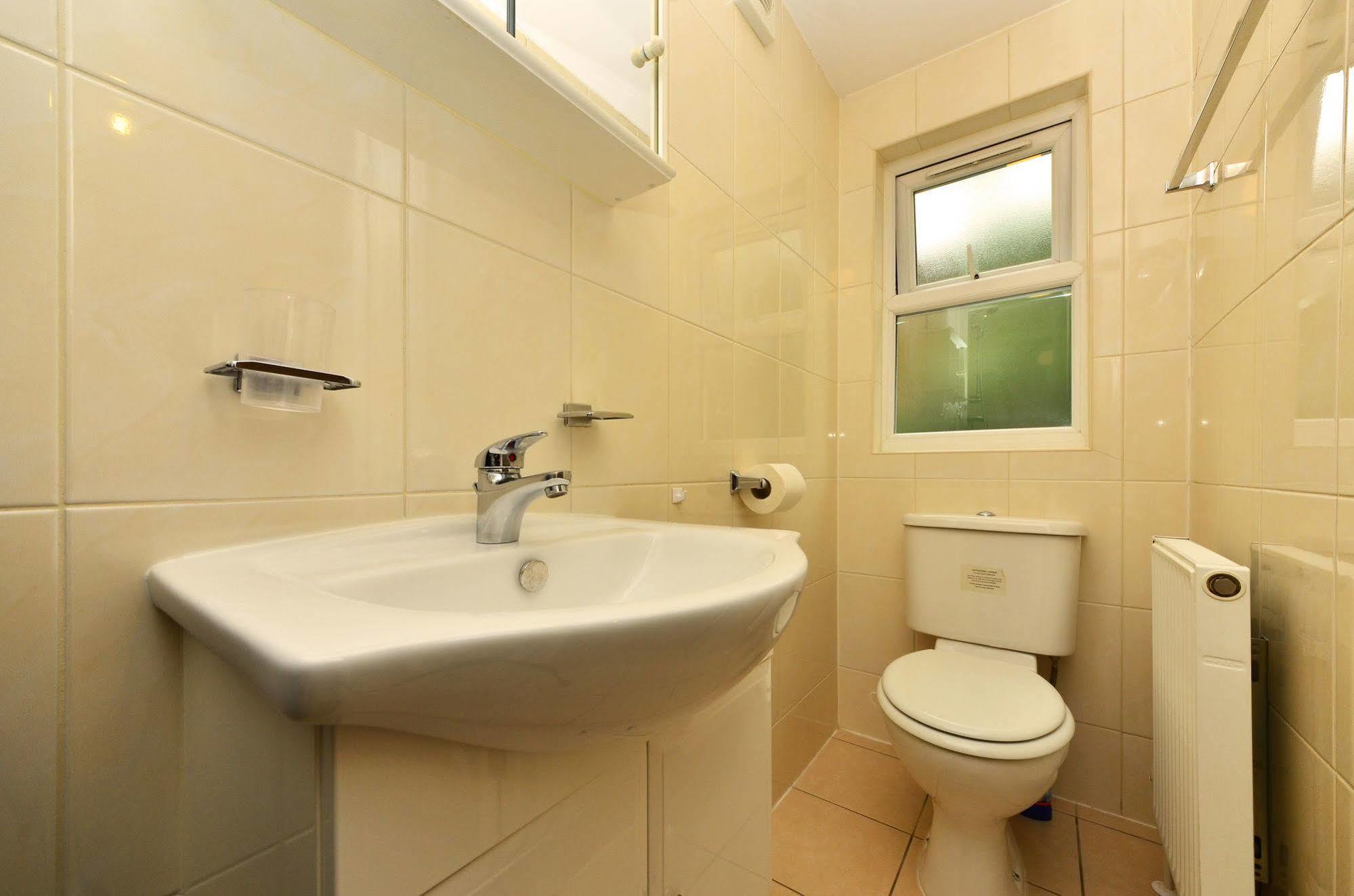 W14 Apartments Лондон Екстер'єр фото