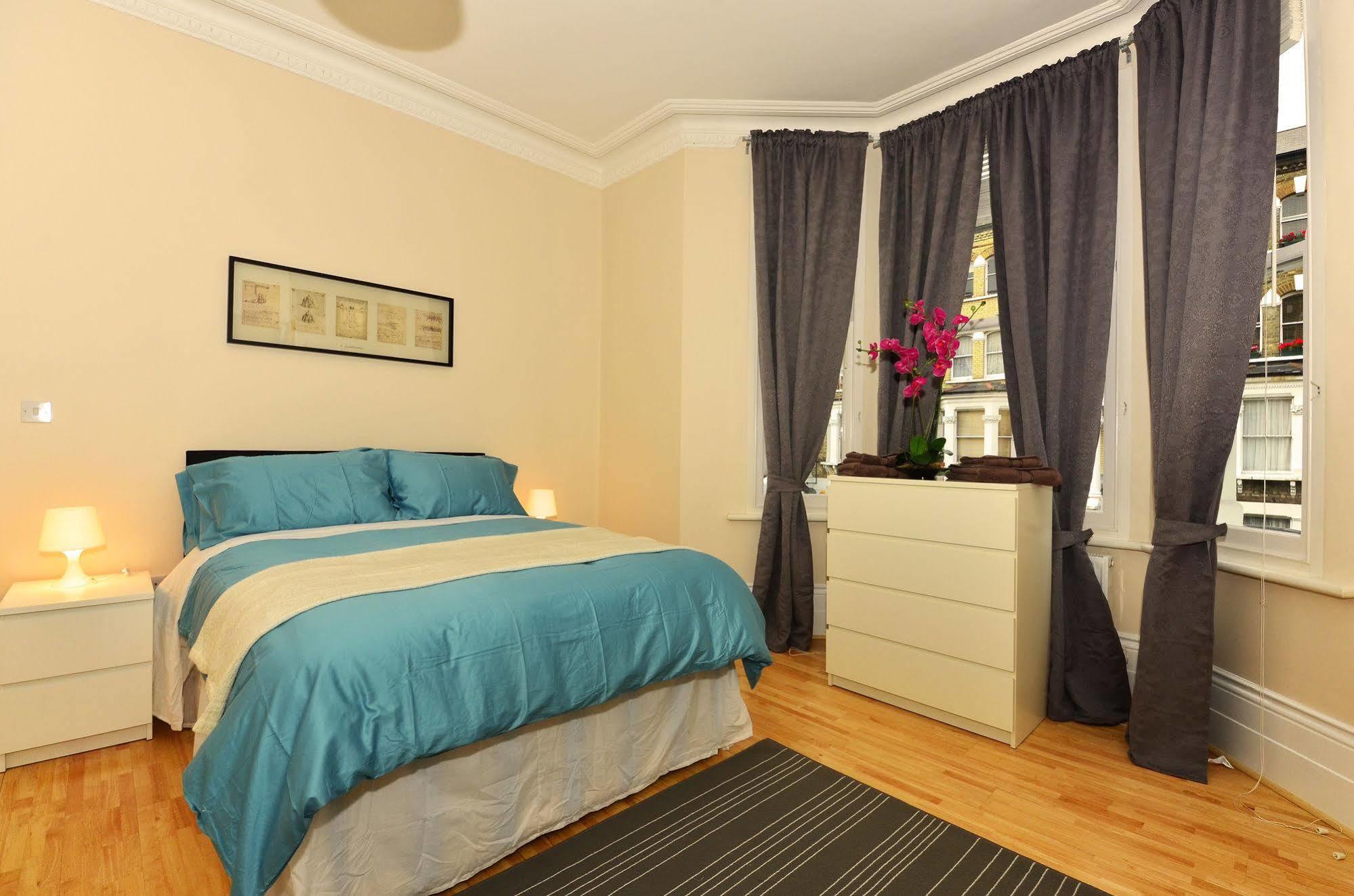 W14 Apartments Лондон Екстер'єр фото